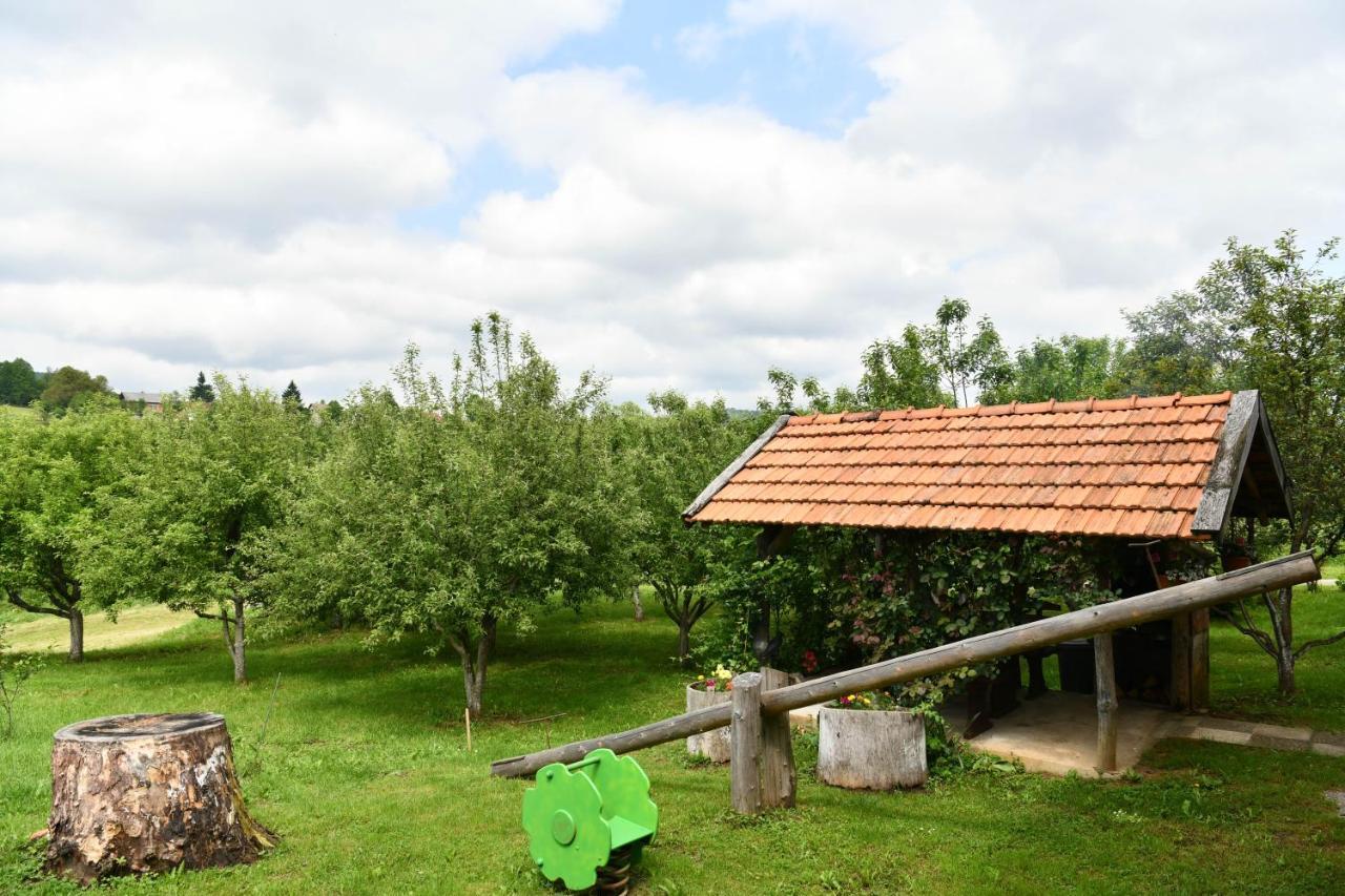 Apartman Leona Rakovica Exteriör bild